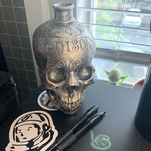 Meet your Posher, Farrad